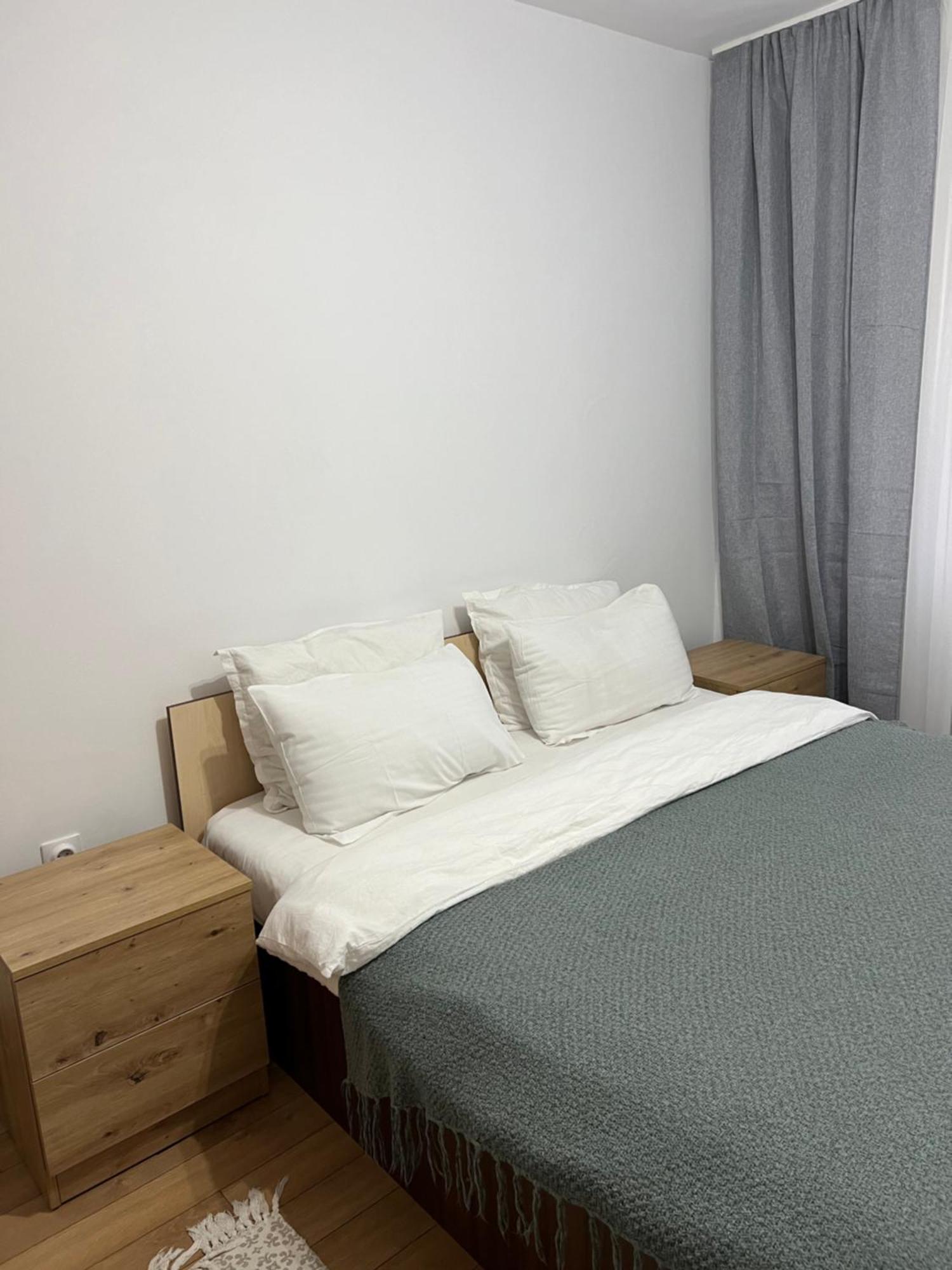 Apartament Centru Римніку-Вилча Екстер'єр фото